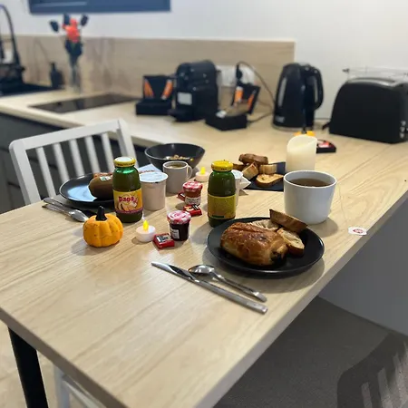 بيت خشبي And Bulles
